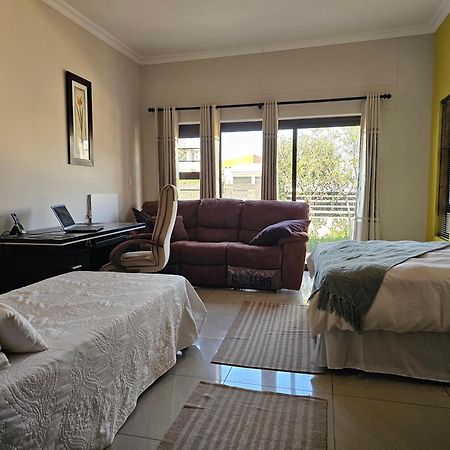 Cora'S Boutique Bed & Breakfast Swakopmund Exteriér fotografie