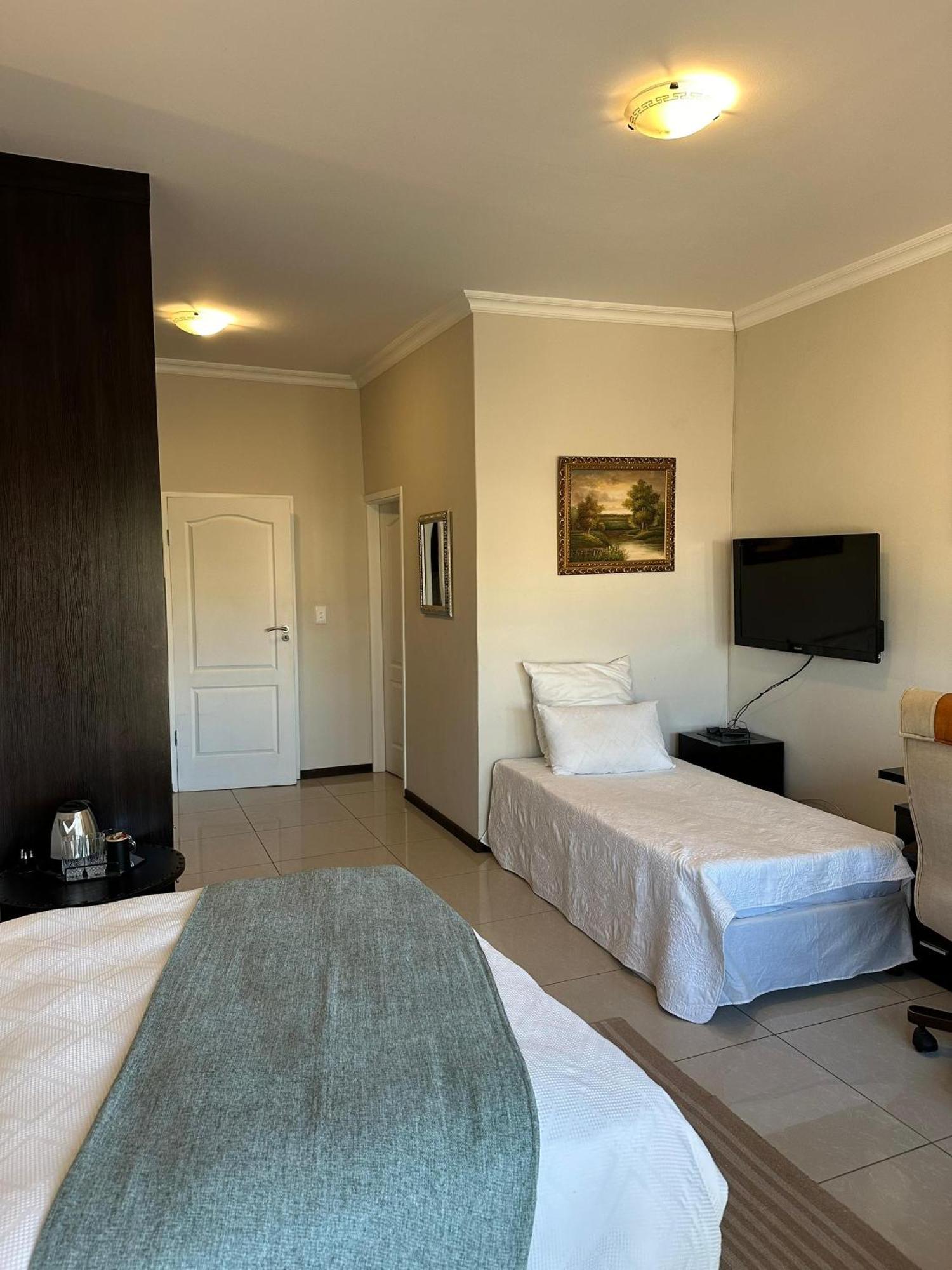 Cora'S Boutique Bed & Breakfast Swakopmund Exteriér fotografie