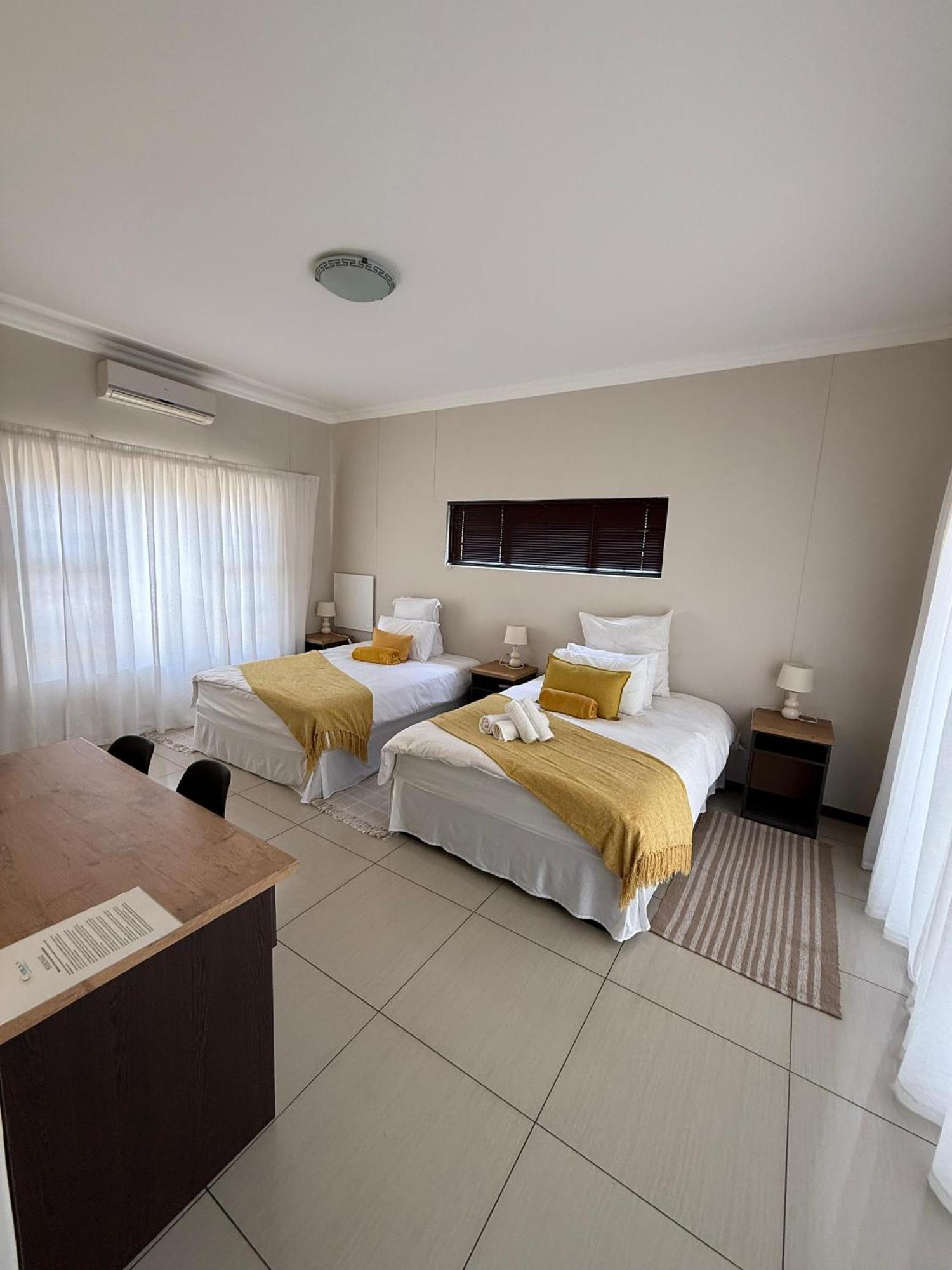 Cora'S Boutique Bed & Breakfast Swakopmund Exteriér fotografie